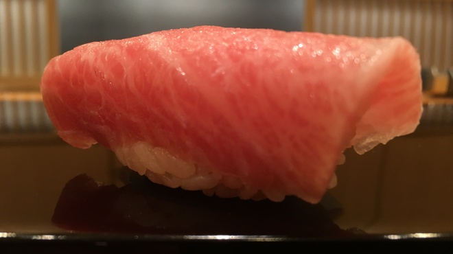 Sushi Matsuura - 料理写真:大トロ