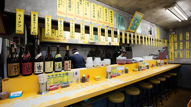 とんこつラーメン よかろうもん - メイン写真: