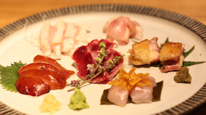 焼きとり 鳥史 - メイン写真: