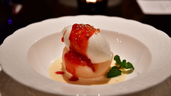 箱根フォンテーヌ・ブロー仙石亭 - 料理写真:洋梨のコンポート ミエルソースとヨーグルトのグラス ラスベリーのジュレとアーモンドのエクラゼを添えて