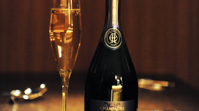 GRAND HOURS - メイン写真: