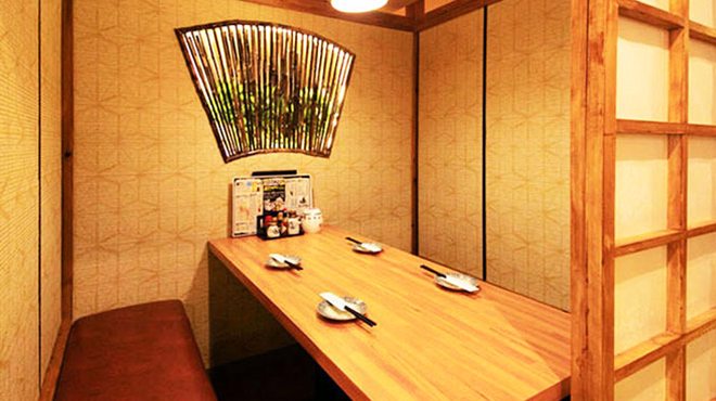 全席個室居酒屋 国産和牛肉寿司と海鮮 とろけ酒場 - メイン写真: