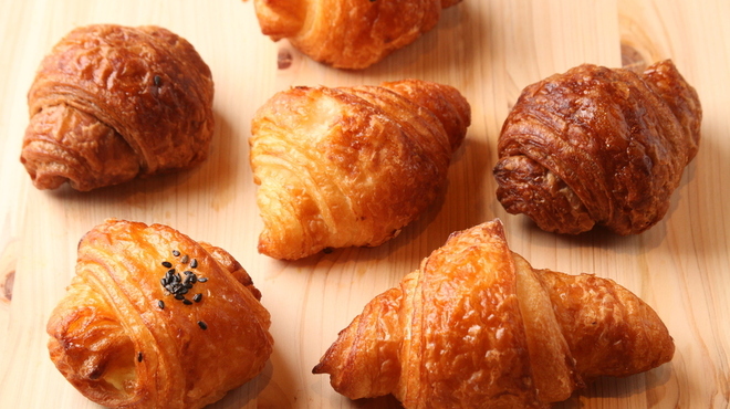 ミニヨン 博多駅店 Il Forno Del Mignon 博多 パン 食べログ