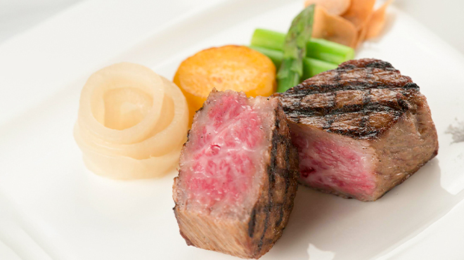 21年版 銀座でステーキランチならここ 肉大好きライターおすすめの13店 コスパ 贅沢 鉄板焼き おしゃれ 老舗など ページ 3 3 アニーお祝い体験マガジン By ギフトモール