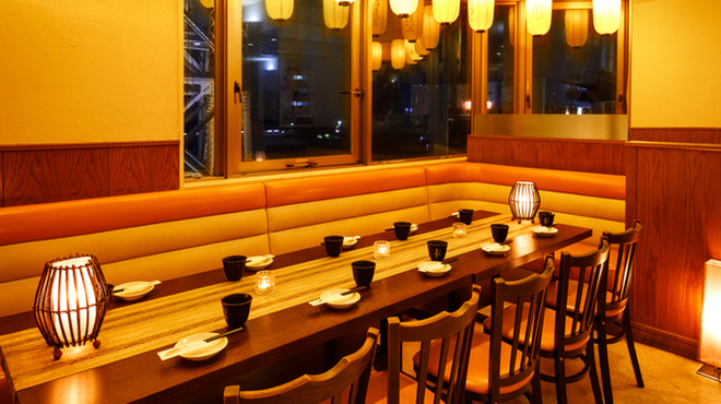 鍋と餃子 うまいもん酒場 楽宴 - メイン写真: