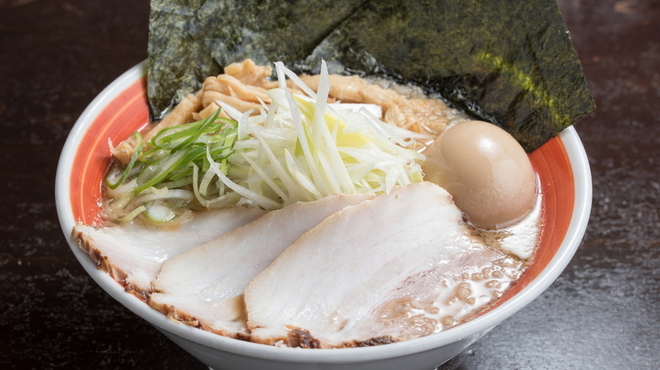 完熟らーめん 本丸 - メイン写真: