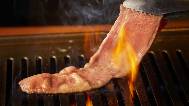 和牛焼肉食べ放題　肉屋の台所 - メイン写真: