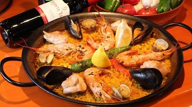 TEMPRANILLO SPANISH RESTAURANT - メイン写真: