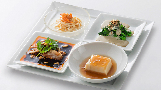 MASA'S KITCHEN - 料理写真:前菜4種盛り合わせ