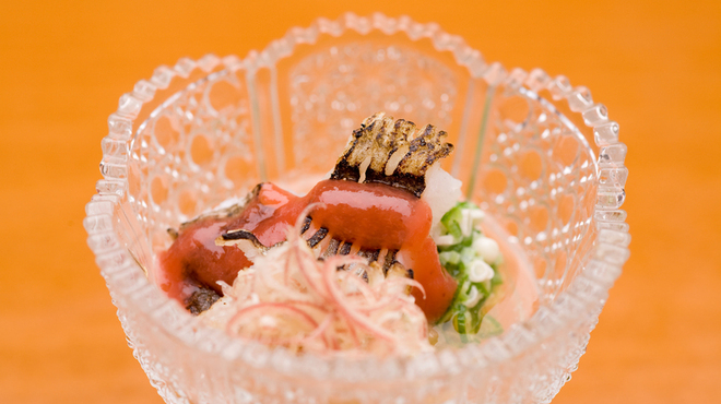 祇おん 江口 - 料理写真:鱧焼霜梅肉かけ　梅肉と茗荷であっさり召し上がっていただけます。