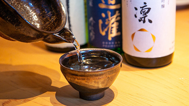 東山 - ドリンク写真:日本酒イメージ