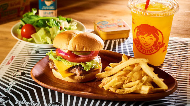 ウェンディーズ ファーストキッチン 梅田hepナビオ店 Wendy S ｆirst Kitchen 梅田 ハンバーガー 食べログ