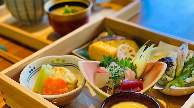 茶彩 絲 チャサイイト 六本木一丁目 カフェ 食べログ