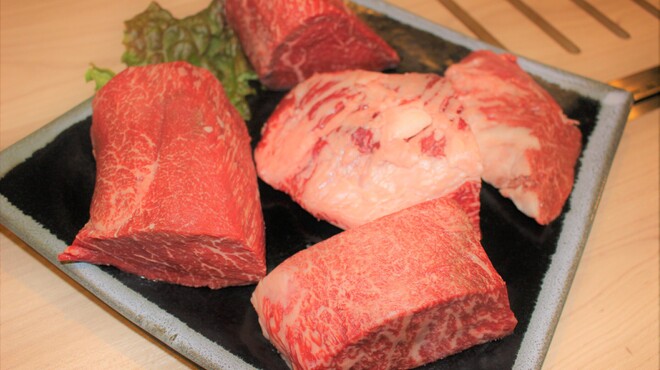 焼肉 メイゲツ 焼肉 Meigetsu 近鉄四日市 焼肉 ネット予約可 食べログ