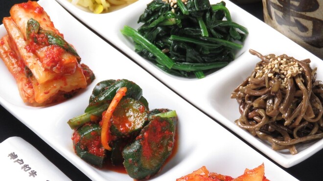 焼肉丸萬 - メイン写真: