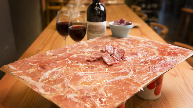 ワインの酒場。ディプント - メイン写真: