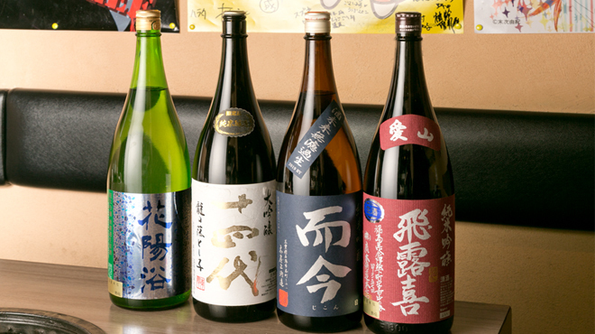 肉と日本酒 - ドリンク写真:ドリンク