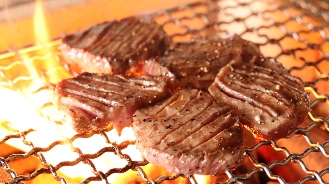 炭火肉酒場一入 ヒトシオ 桜木町 焼肉 食べログ