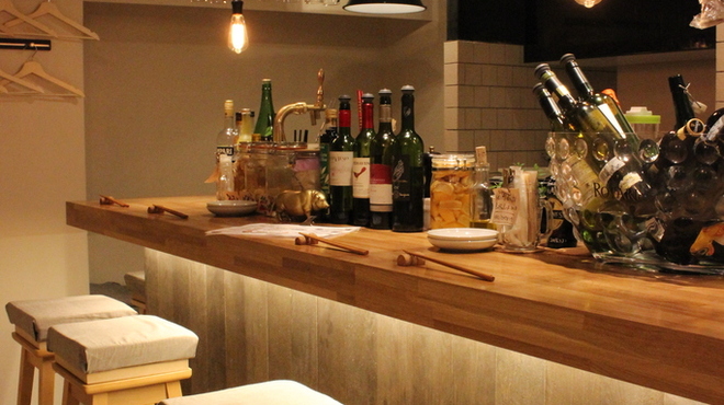 Mosh Kitchen モッシュ キッチン 新宿三丁目 ワインバー ネット予約可 食べログ