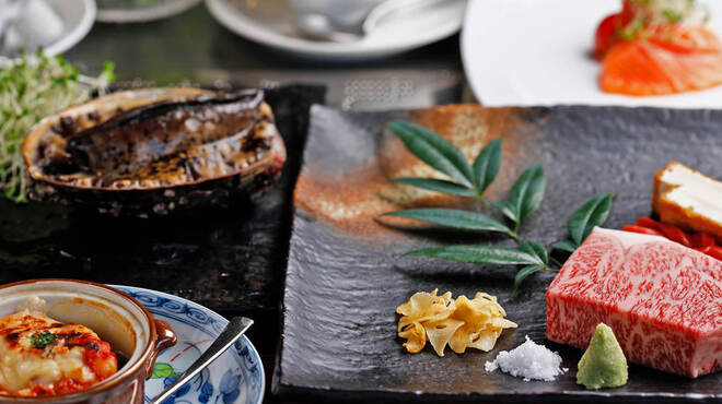 ステーキ割烹花やしき - 料理写真:特別な日に。ディナーコース『彩（Irodori）』