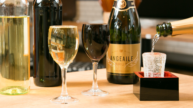 手羽先とかきをもっと自由に 大衆酒場 HANEGAKI - メイン写真: