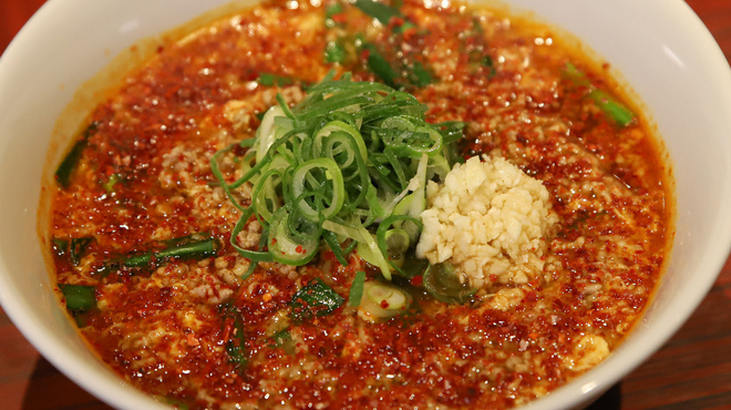 名古屋辛麺 鯱輪 - メイン写真: