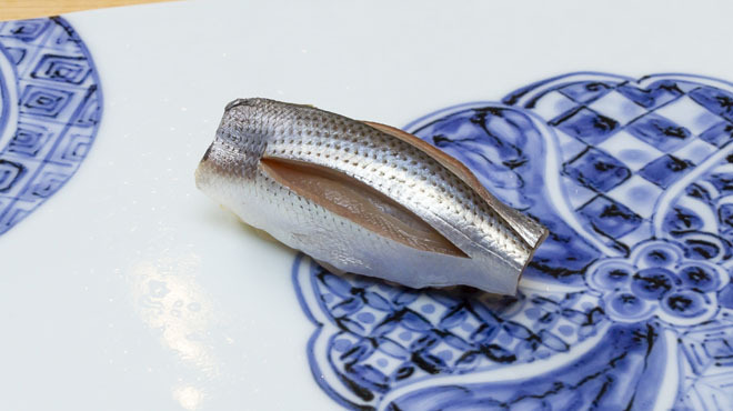 鮨処 敏 - 料理写真:コハダ