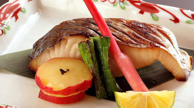 日本料理 吉祥 - 料理写真:焼き物(一例)