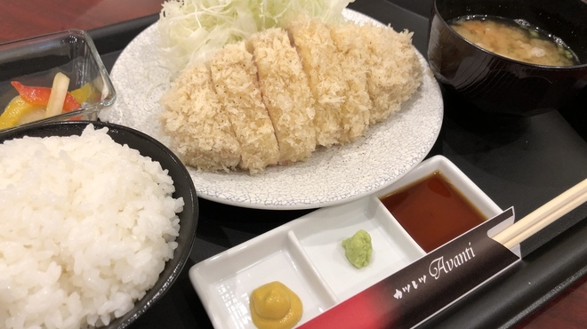 カツレツ Avanti - 料理写真:雪室熟成豚ロースカツ定食