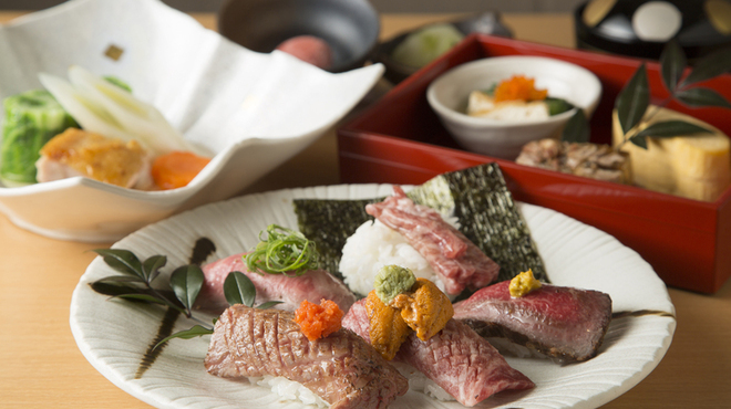 肉割烹佑円 - 料理写真: