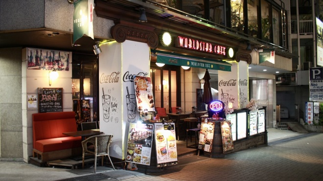 ワールドスター カフェ Worldstar Cafe 六本木 ダイニングバー 食べログ