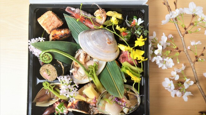 Otsuaji Asai - 料理写真:乙味の家飲み八寸セット ～桜～