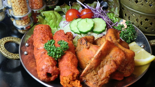 タージ ・ベンガル - メイン写真: