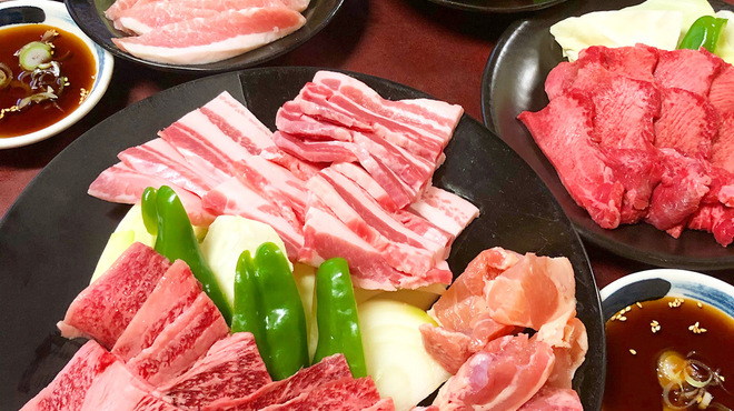 焼肉千八本店 - メイン写真: