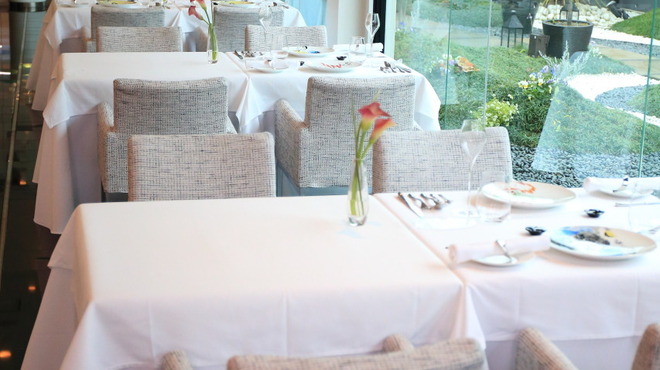 CP RESTAURANT - 内観写真: