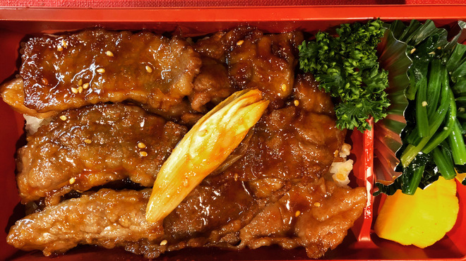 Sumibi Yakiniku Shichirintei - 料理写真: