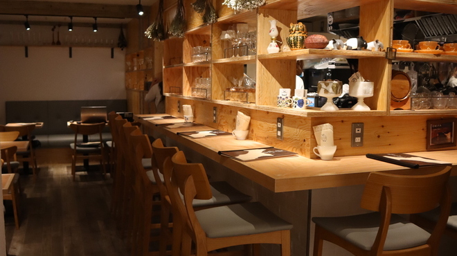 夜パフェ専門店 Parfaiteria beL - メイン写真: