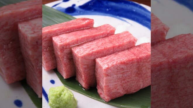 21年版 梅田の焼き肉ランチ15選 カップルのデートや記念日にもおすすめ 関西在住グルメライターが徹底ガイド 駅近 個室あり 名店から穴場の店まで ページ 2 4 アニーお祝い体験マガジン By ギフトモール