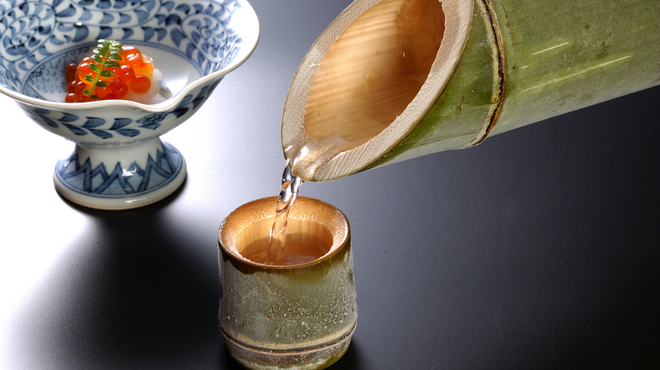 粋 料亭 助六 - ドリンク写真:助六名物　竹酒