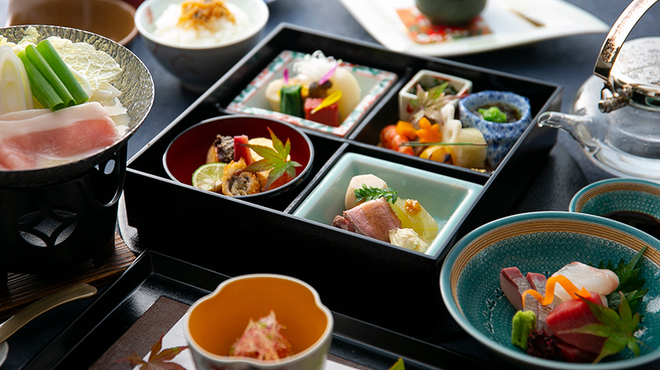 四季の味ちひろ - メイン写真: