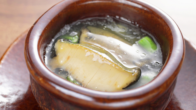 料理屋まえかわ - 料理写真:あわびと冬瓜の肝あん鍋仕立て