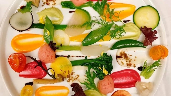シェ・モンピエール - 料理写真:季節野菜のプレート