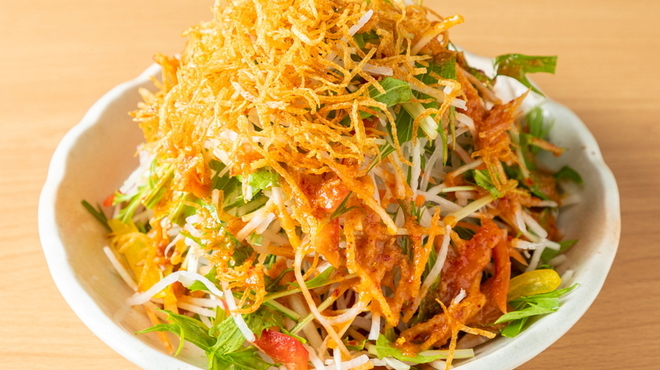 炭火焼肉 おおば - 料理写真:マウテンサラダ