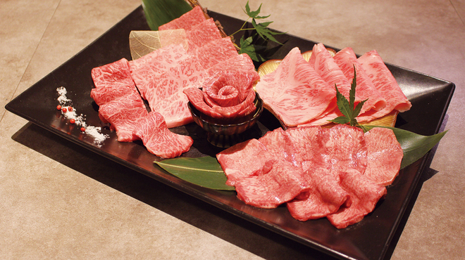 黒毛和牛焼肉 薩摩 牛の蔵 - メイン写真: