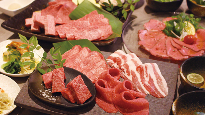 黒毛和牛焼肉 薩摩 牛の蔵 - メイン写真: