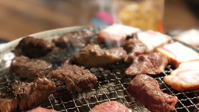 焼肉 あじと - メイン写真: