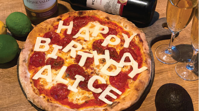 トゥー・ドッグス・タップルーム - メイン写真: