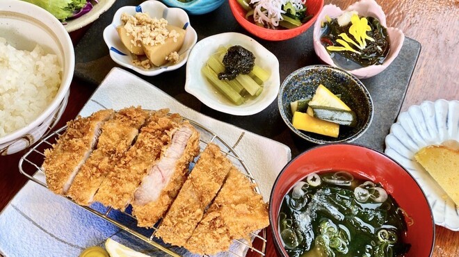 En別邸 エンベッテイ 中央林間 居酒屋 ネット予約可 食べログ En別邸 エンベッテイ 中央林間 居酒屋 ネット予約可 食べログ