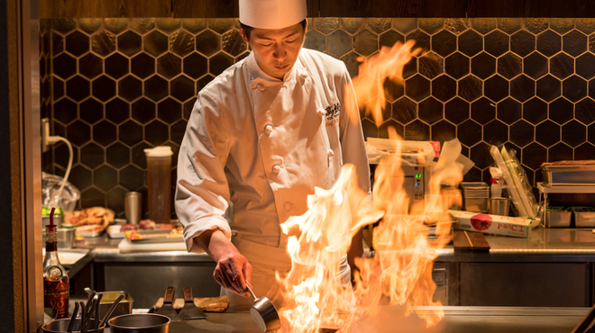 鉄板和食とワイン 萬鉄 - メイン写真: