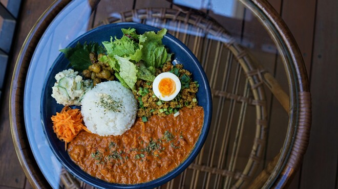 Spice Cafe Famfam スパイス カフェ ファムファム 代官山 カフェ 食べログ
